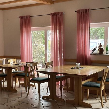 Ferienwohnung Weingut&Gastehaus Andreas Erz Brauneberg Exterior foto