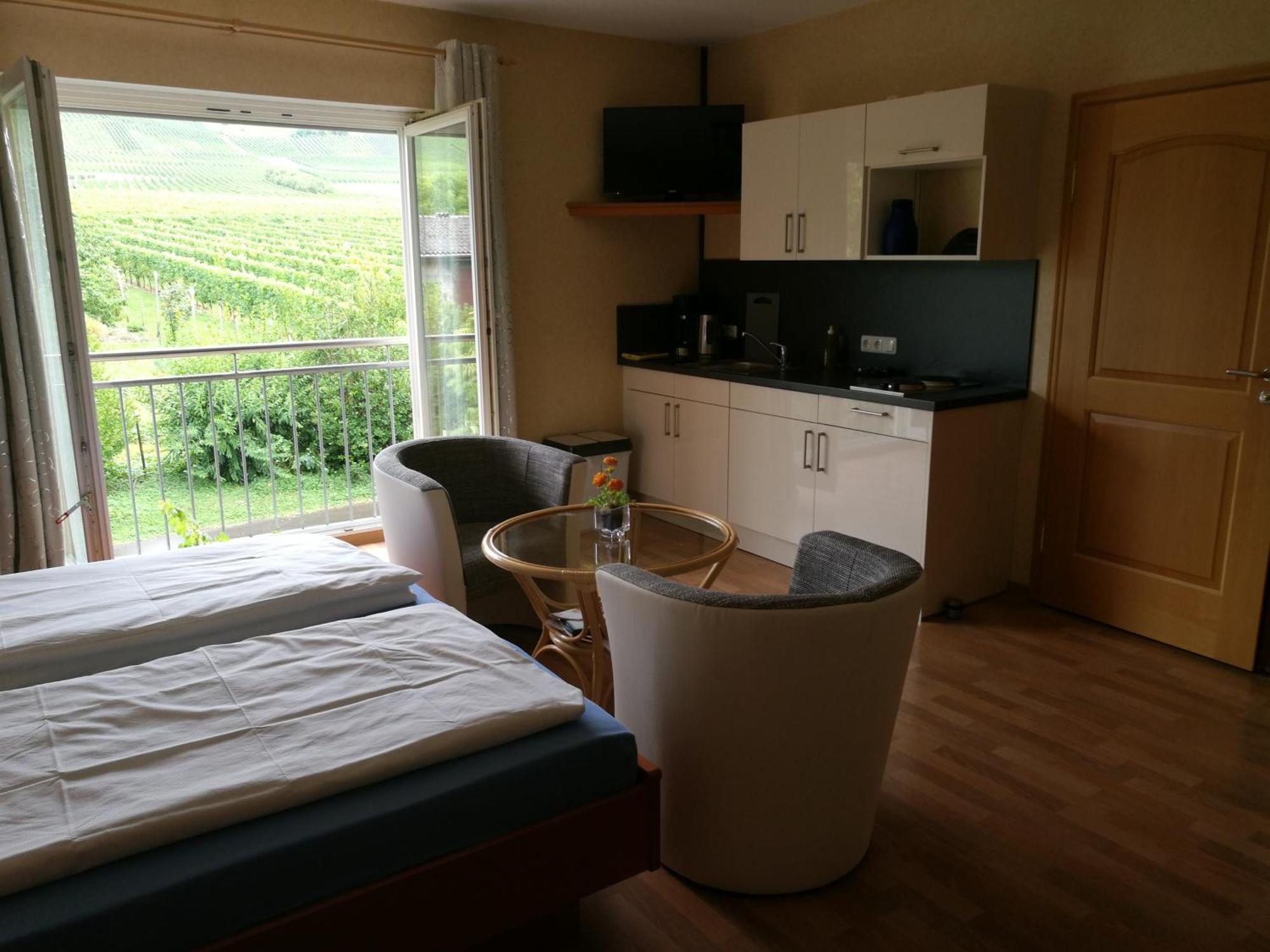 Ferienwohnung Weingut&Gastehaus Andreas Erz Brauneberg Zimmer foto