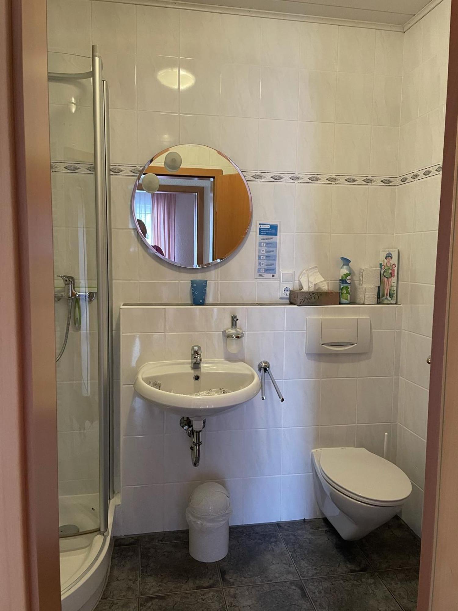 Ferienwohnung Weingut&Gastehaus Andreas Erz Brauneberg Zimmer foto